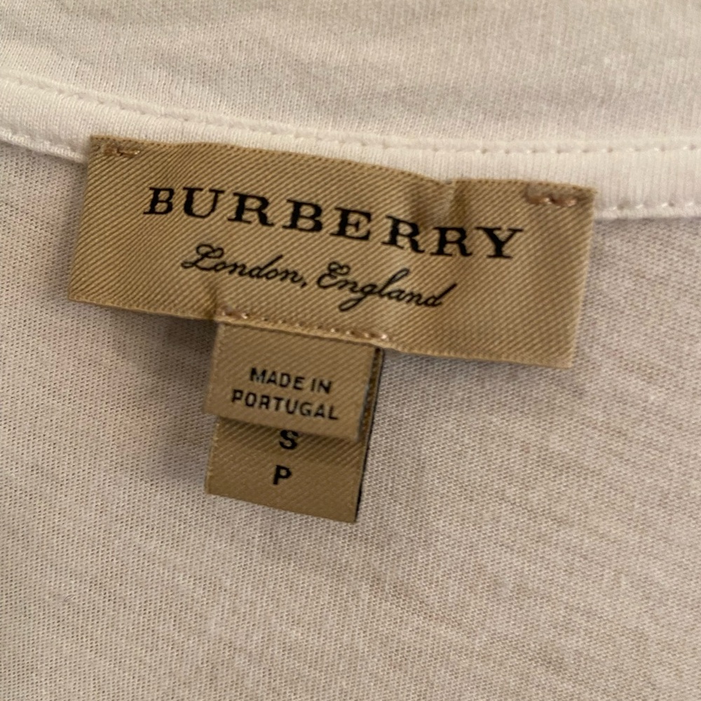 BURBERRY ICONS Tee - Picture 8 of 9